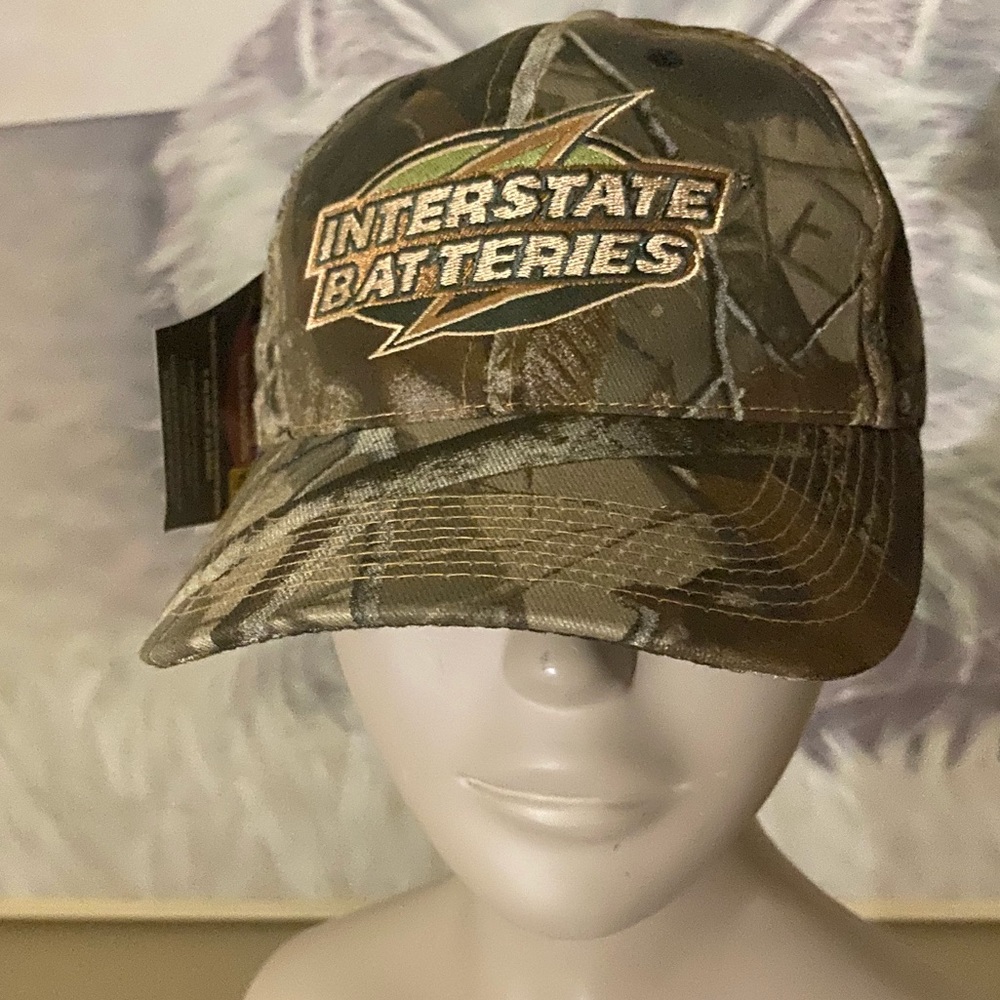 Realtree | NWT | Interstate batteries | camo | cap